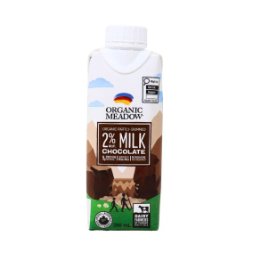 Organic Meadows Shelf-Stable Organic Partly-Skimmed 2% Milk Chocolate, 250ml